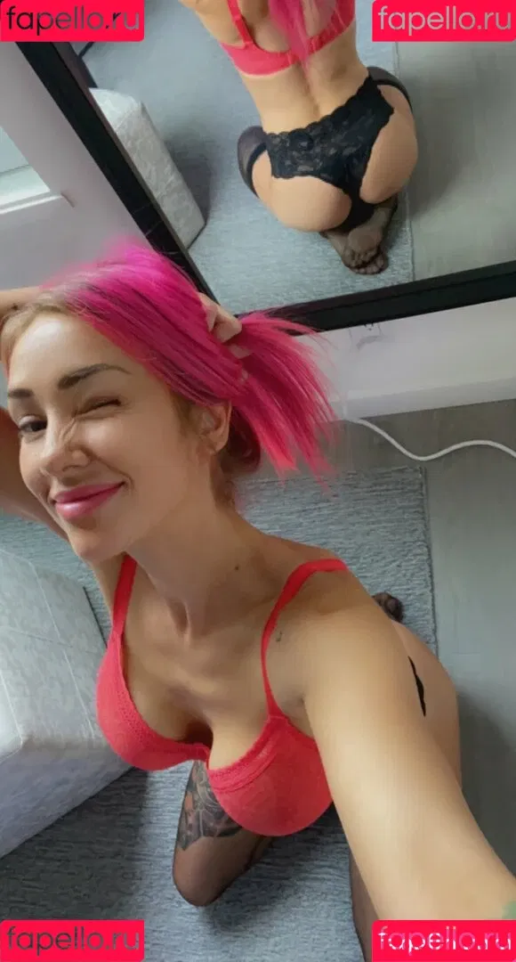 Sofia Sunshine / x.sofiasunshine / xsofiasunshine Onlyfans Photo Gallery 