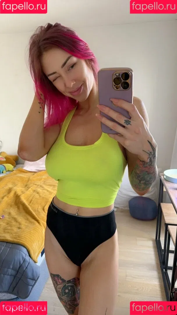 Sofia Sunshine / x.sofiasunshine / xsofiasunshine Onlyfans Photo Gallery 