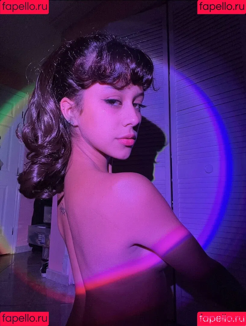 https: / littlebunnygrl Onlyfans Photo Gallery 