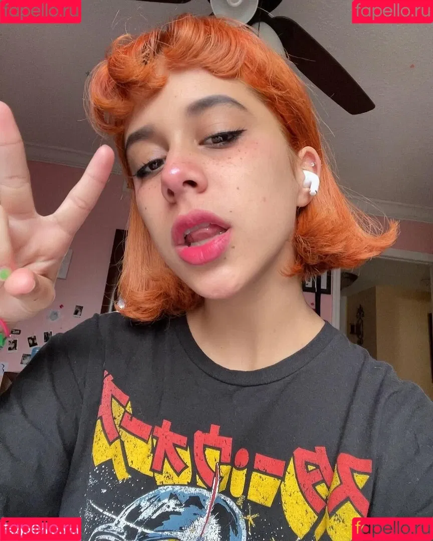 https: / littlebunnygrl Onlyfans Photo Gallery 