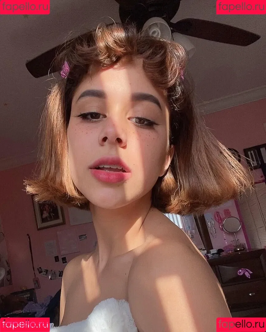 https: / littlebunnygrl Onlyfans Photo Gallery 