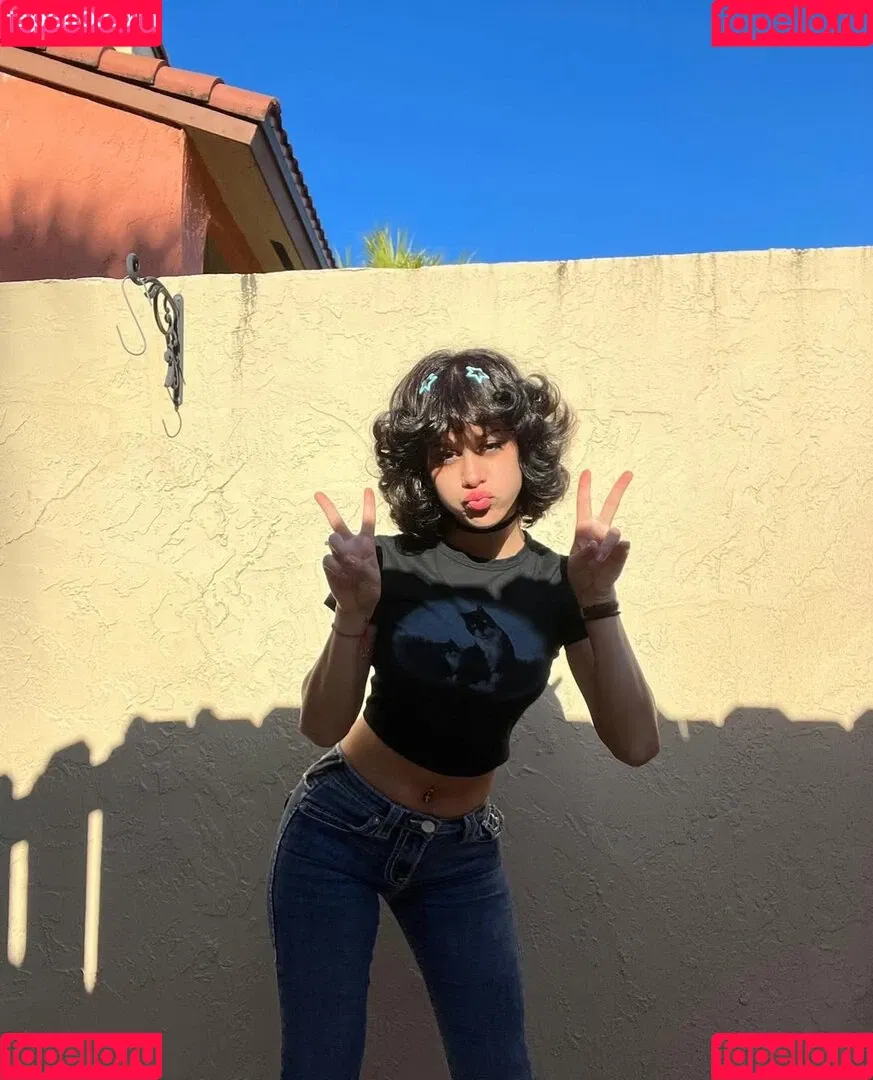 https: / littlebunnygrl Onlyfans Photo Gallery 