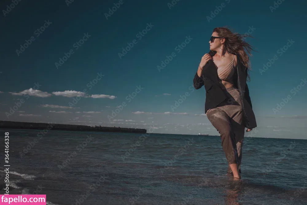 liyaberry Onlyfans Photo Gallery 