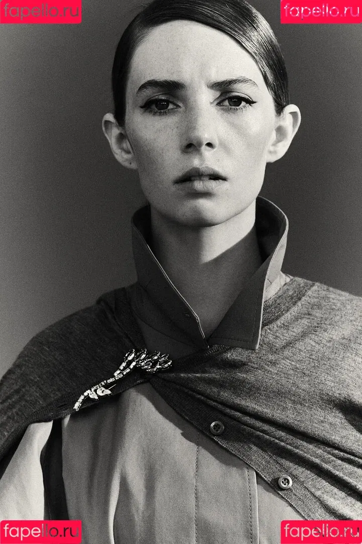 Maya Hawke / maya_hawke / neohawk2 Onlyfans Photo Gallery 