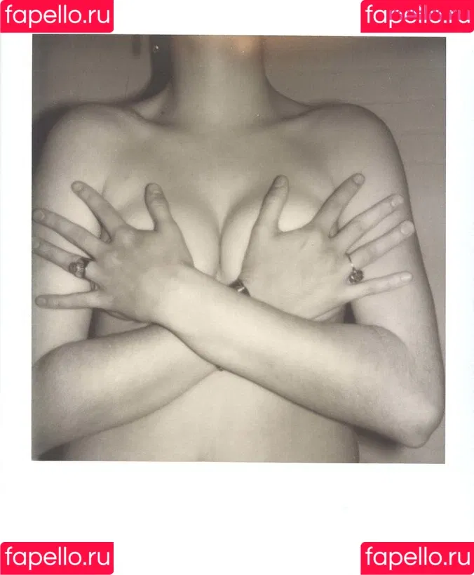 Maya Hawke / maya_hawke / neohawk2 Onlyfans Photo Gallery 