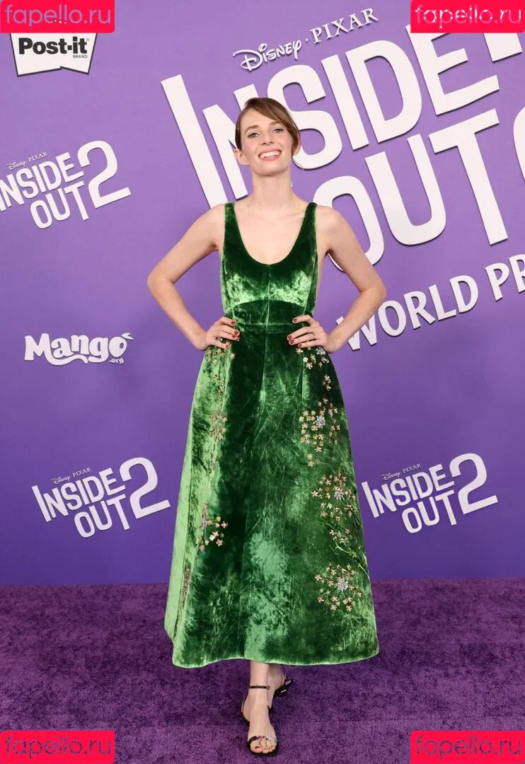 Maya Hawke / maya_hawke / neohawk2 Onlyfans Photo Gallery 