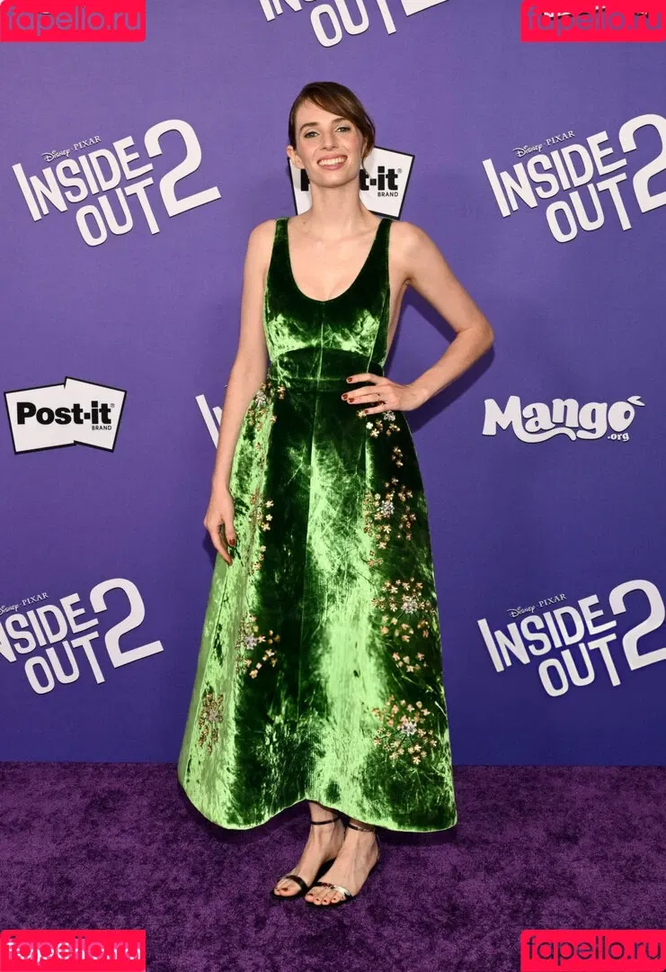 Maya Hawke / maya_hawke / neohawk2 Onlyfans Photo Gallery 