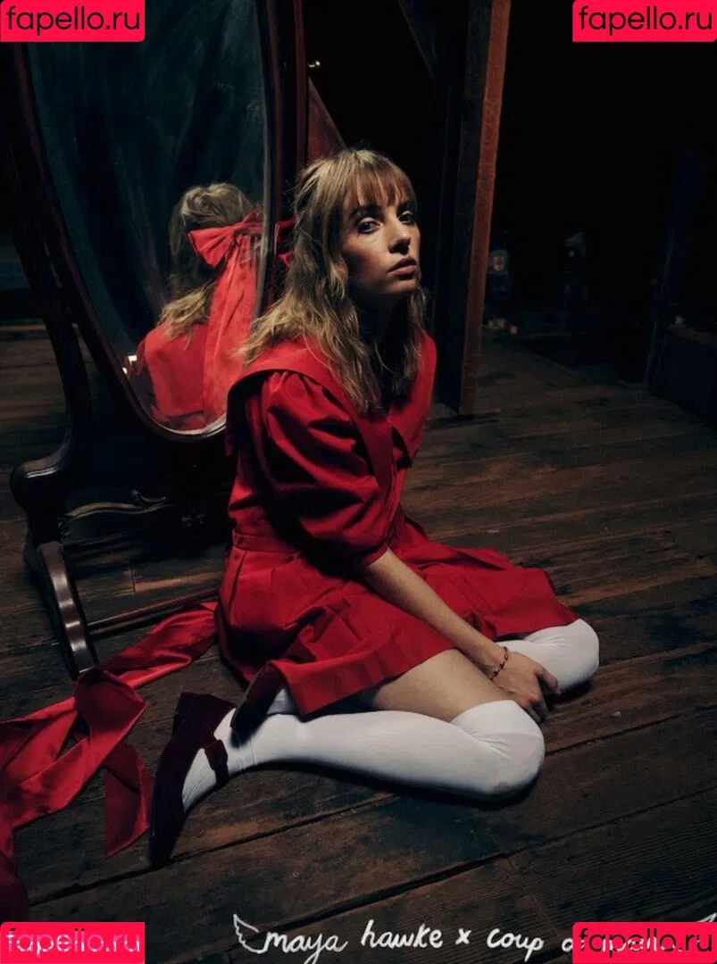 Maya Hawke / maya_hawke / neohawk2 Onlyfans Photo Gallery 