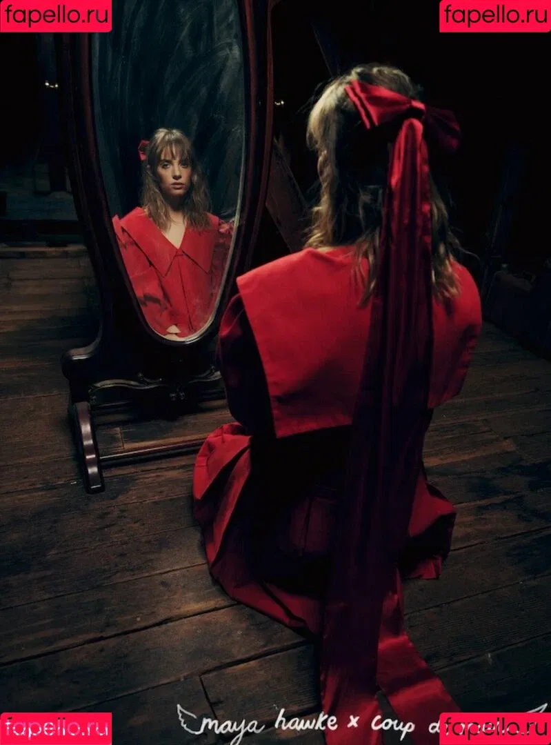 Maya Hawke / maya_hawke / neohawk2 Onlyfans Photo Gallery 