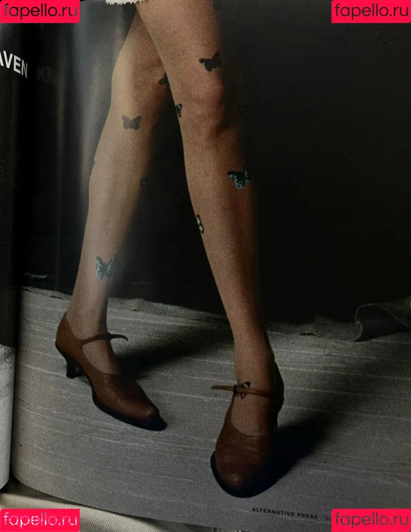 Maya Hawke / maya_hawke / neohawk2 Onlyfans Photo Gallery 