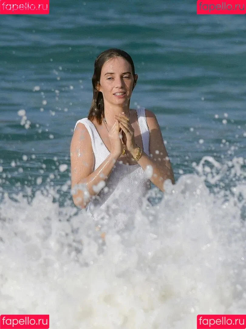 Maya Hawke / maya_hawke / neohawk2 Onlyfans Photo Gallery 