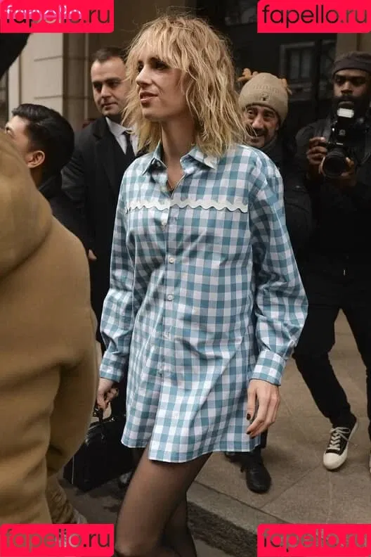 Maya Hawke / maya_hawke / neohawk2 Onlyfans Photo Gallery 