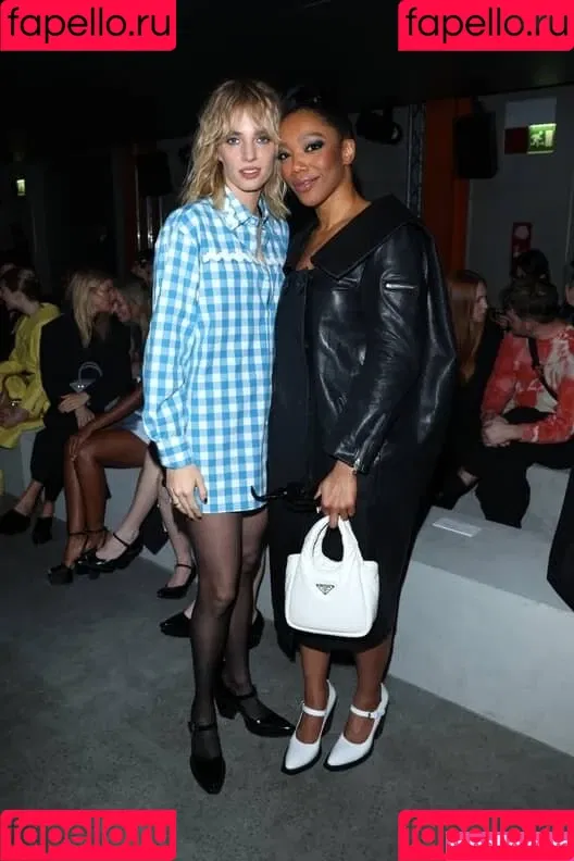 Maya Hawke / maya_hawke / neohawk2 Onlyfans Photo Gallery 