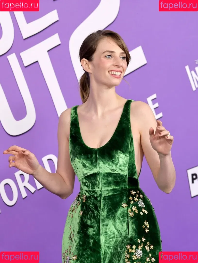 Maya Hawke / maya_hawke / neohawk2 Onlyfans Photo Gallery 