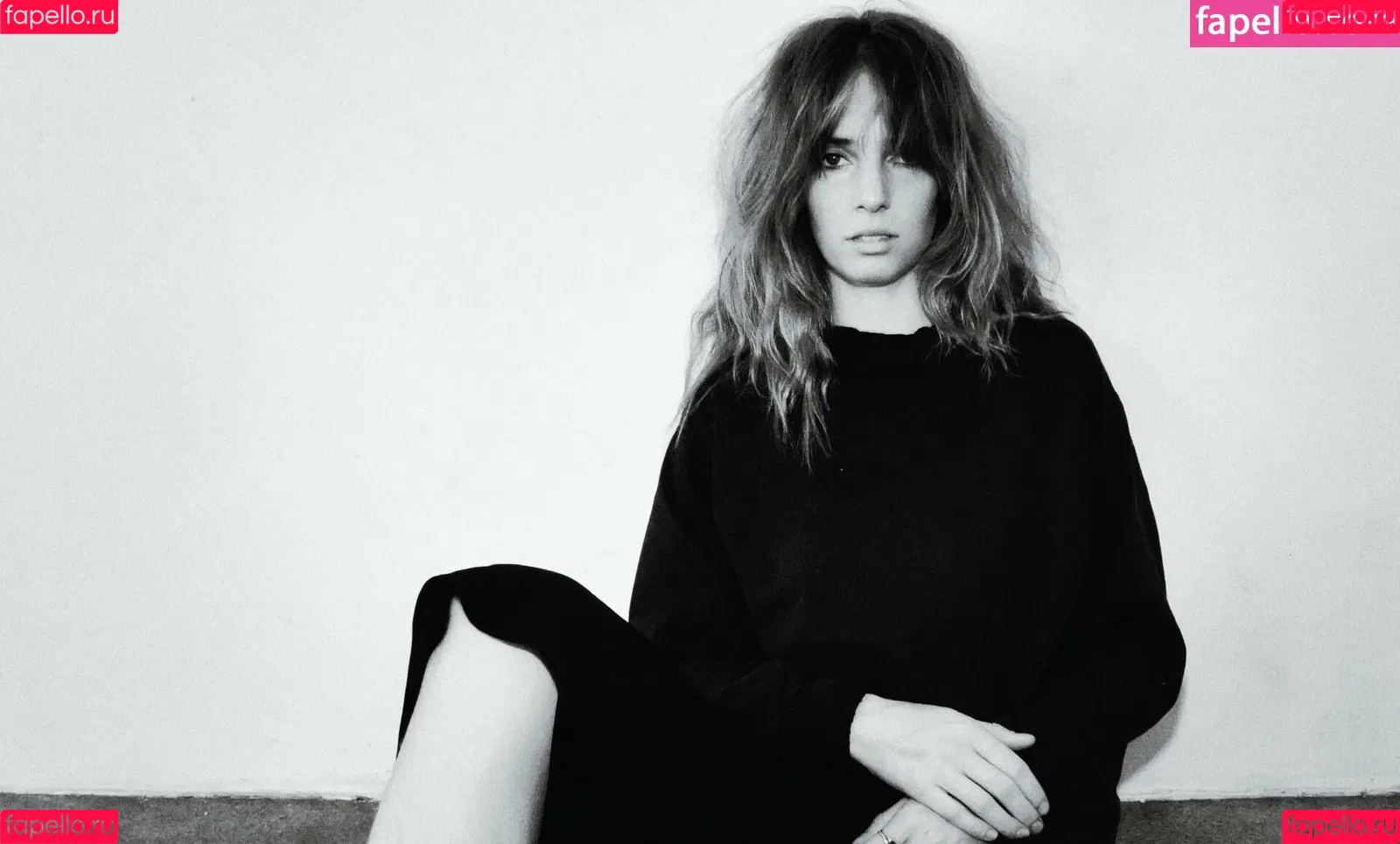 Maya Hawke / maya_hawke / neohawk2 Onlyfans Photo Gallery 