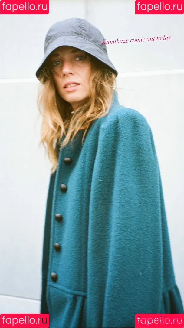 Maya Hawke / maya_hawke / neohawk2 Onlyfans Photo Gallery 