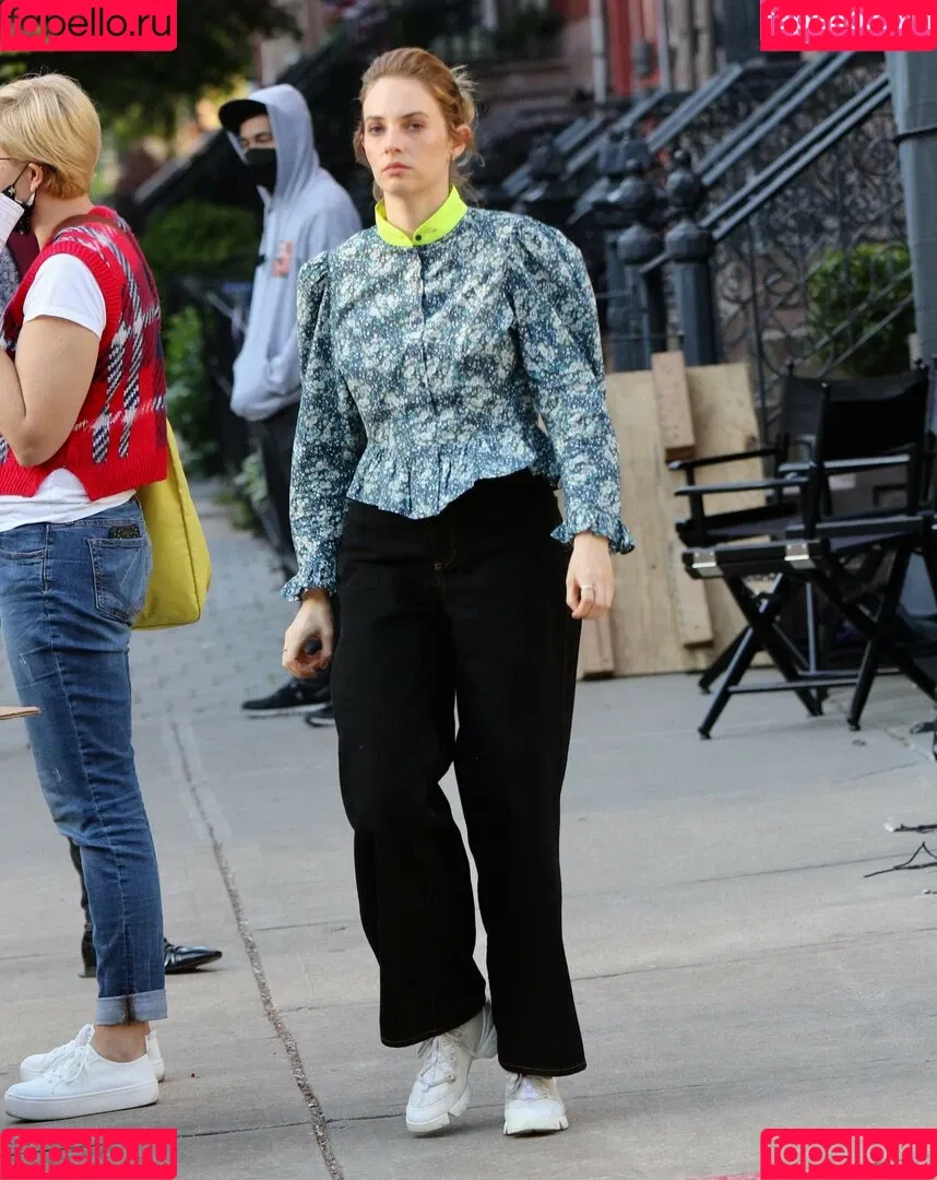 Maya Hawke / maya_hawke / neohawk2 Onlyfans Photo Gallery 