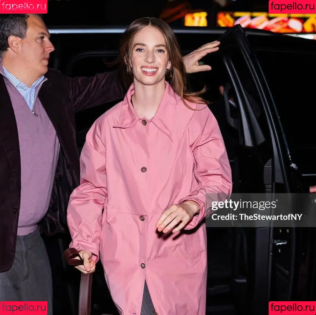 Maya Hawke / maya_hawke / neohawk2 Onlyfans Photo Gallery 