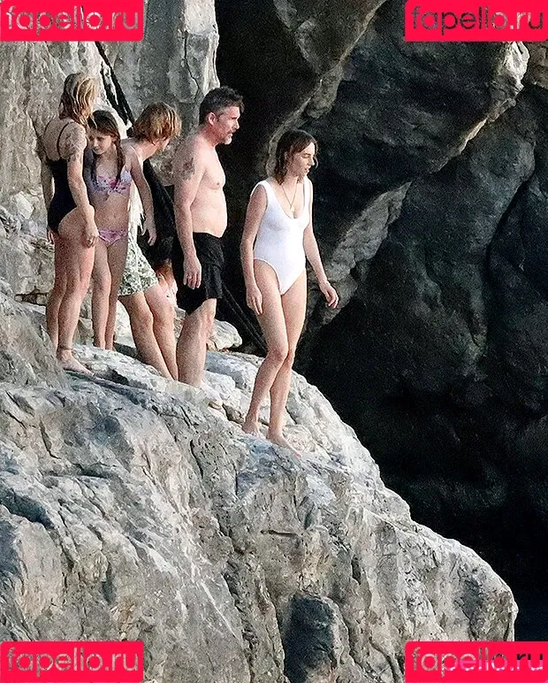 Maya Hawke / maya_hawke / neohawk2 Onlyfans Photo Gallery 