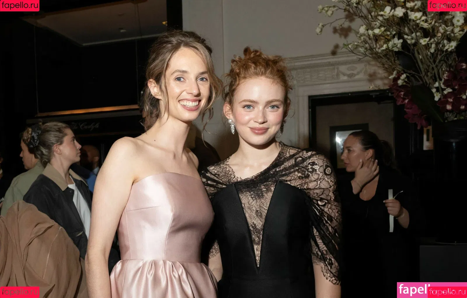 Maya Hawke / maya_hawke / neohawk2 Onlyfans Photo Gallery 