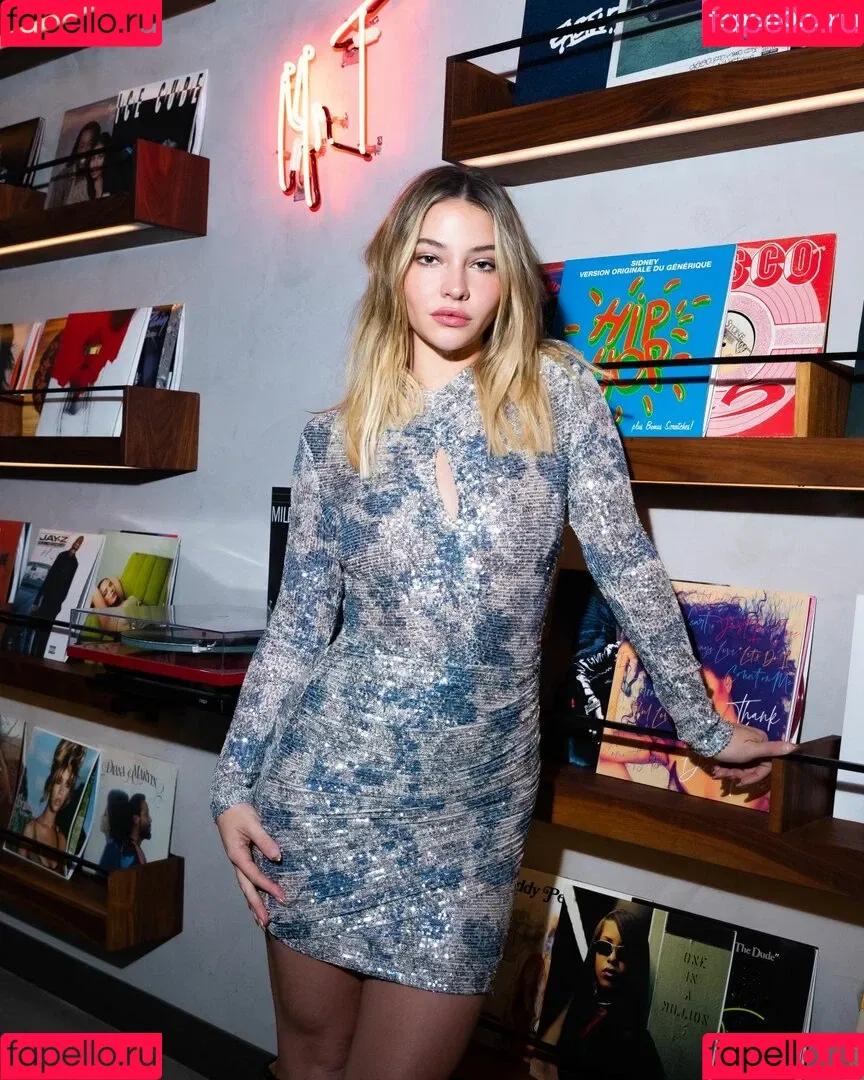 Madelyn Cline / madelyncline Onlyfans Photo Gallery 