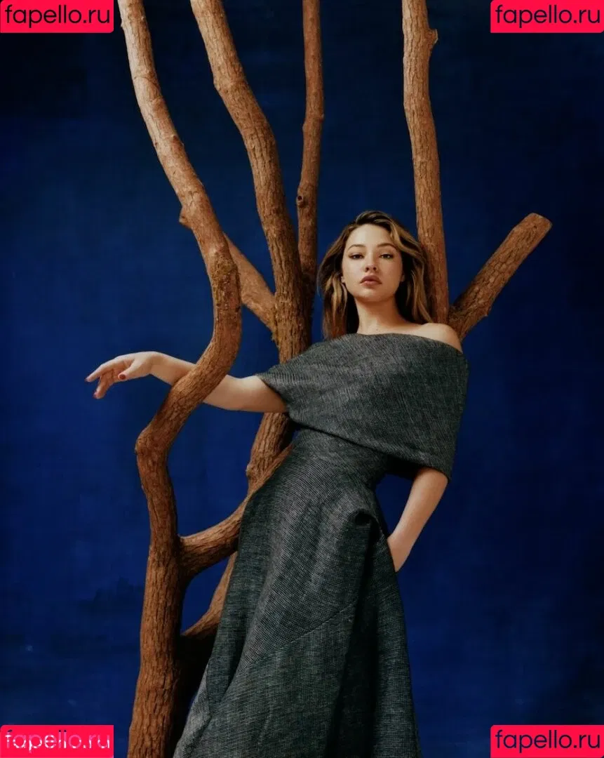 Madelyn Cline / madelyncline Onlyfans Photo Gallery 