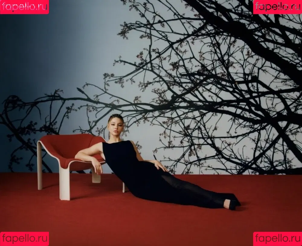 Madelyn Cline / madelyncline Onlyfans Photo Gallery 