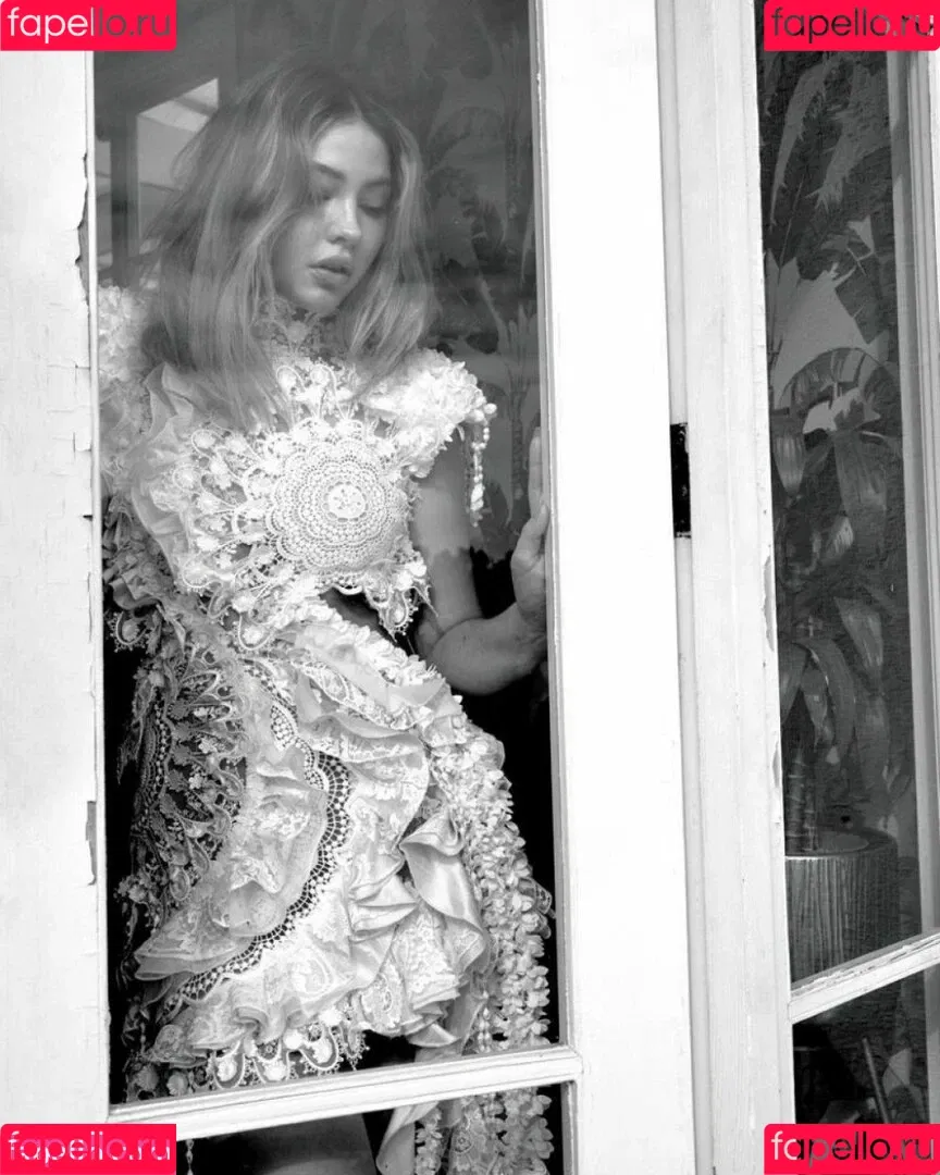 Madelyn Cline / madelyncline Onlyfans Photo Gallery 