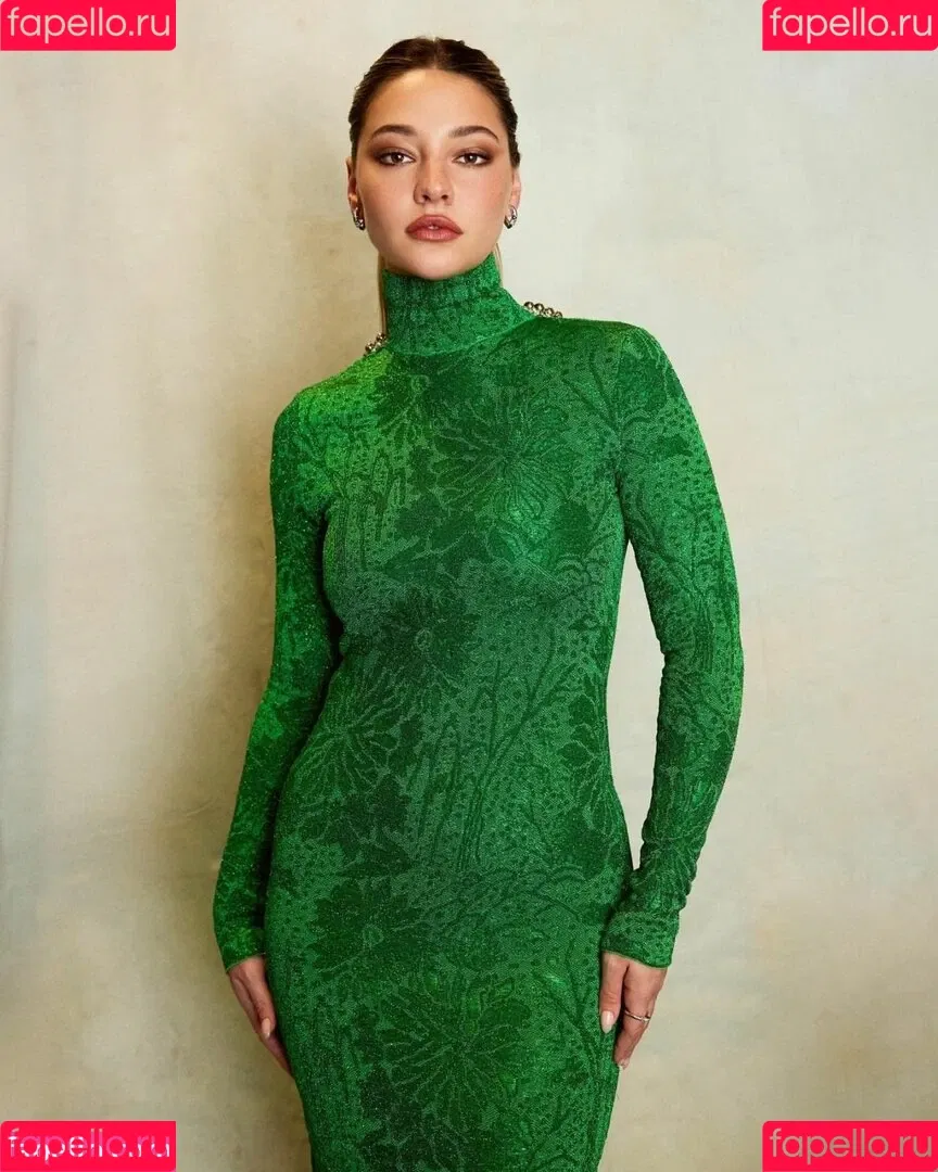 Madelyn Cline / madelyncline Onlyfans Photo Gallery 