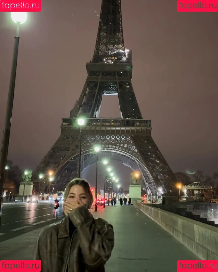 Madelyn Cline / madelyncline Onlyfans Photo Gallery 