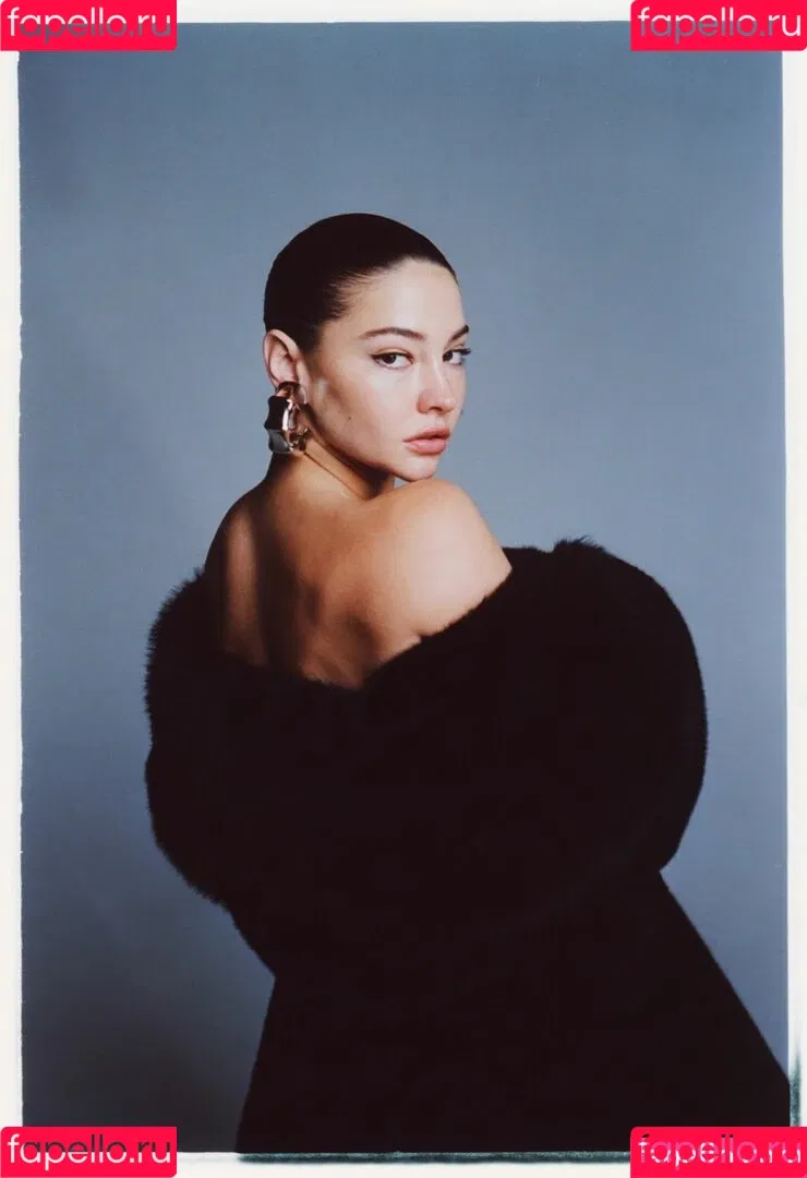 Madelyn Cline / madelyncline Onlyfans Photo Gallery 