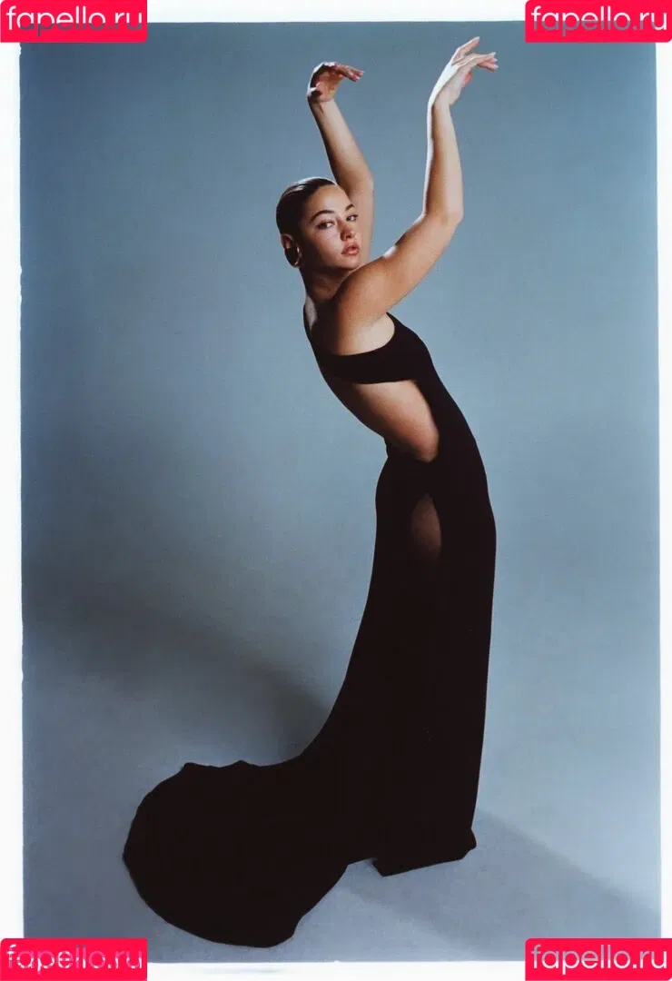 Madelyn Cline / madelyncline Onlyfans Photo Gallery 