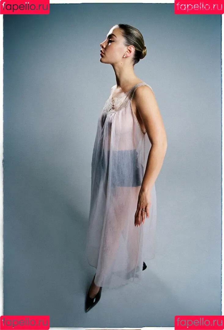 Madelyn Cline / madelyncline Onlyfans Photo Gallery 