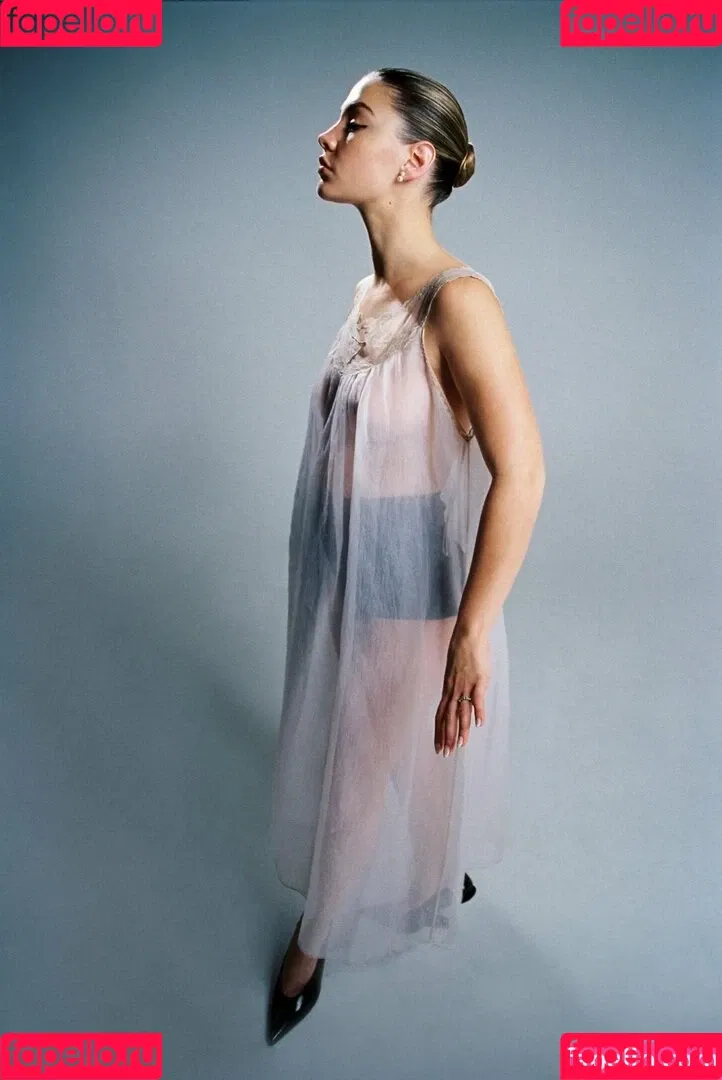 Madelyn Cline / madelyncline Onlyfans Photo Gallery 