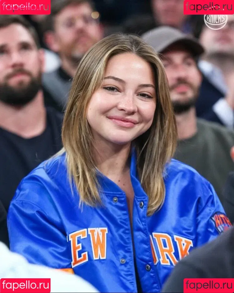 Madelyn Cline / madelyncline Onlyfans Photo Gallery 