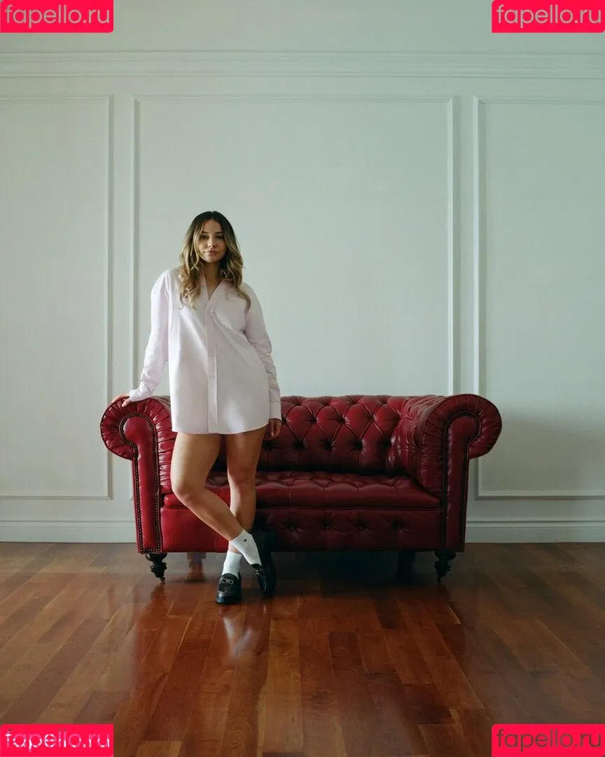 Madelyn Cline / madelyncline Onlyfans Photo Gallery 