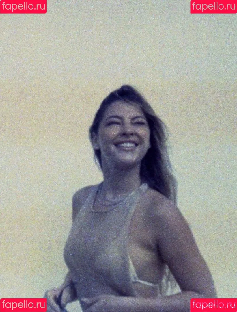 Madelyn Cline / madelyncline Onlyfans Photo Gallery 