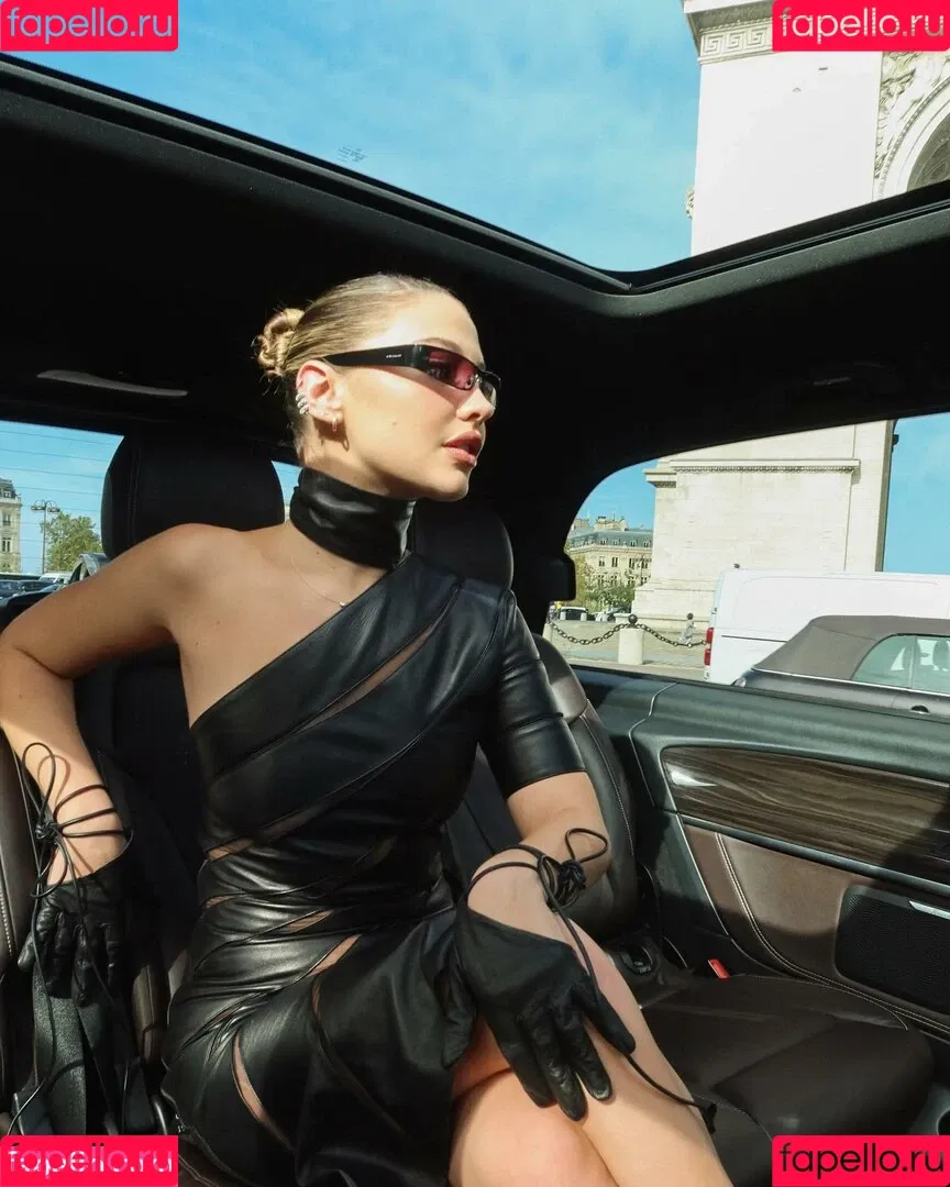 Madelyn Cline / madelyncline Onlyfans Photo Gallery 