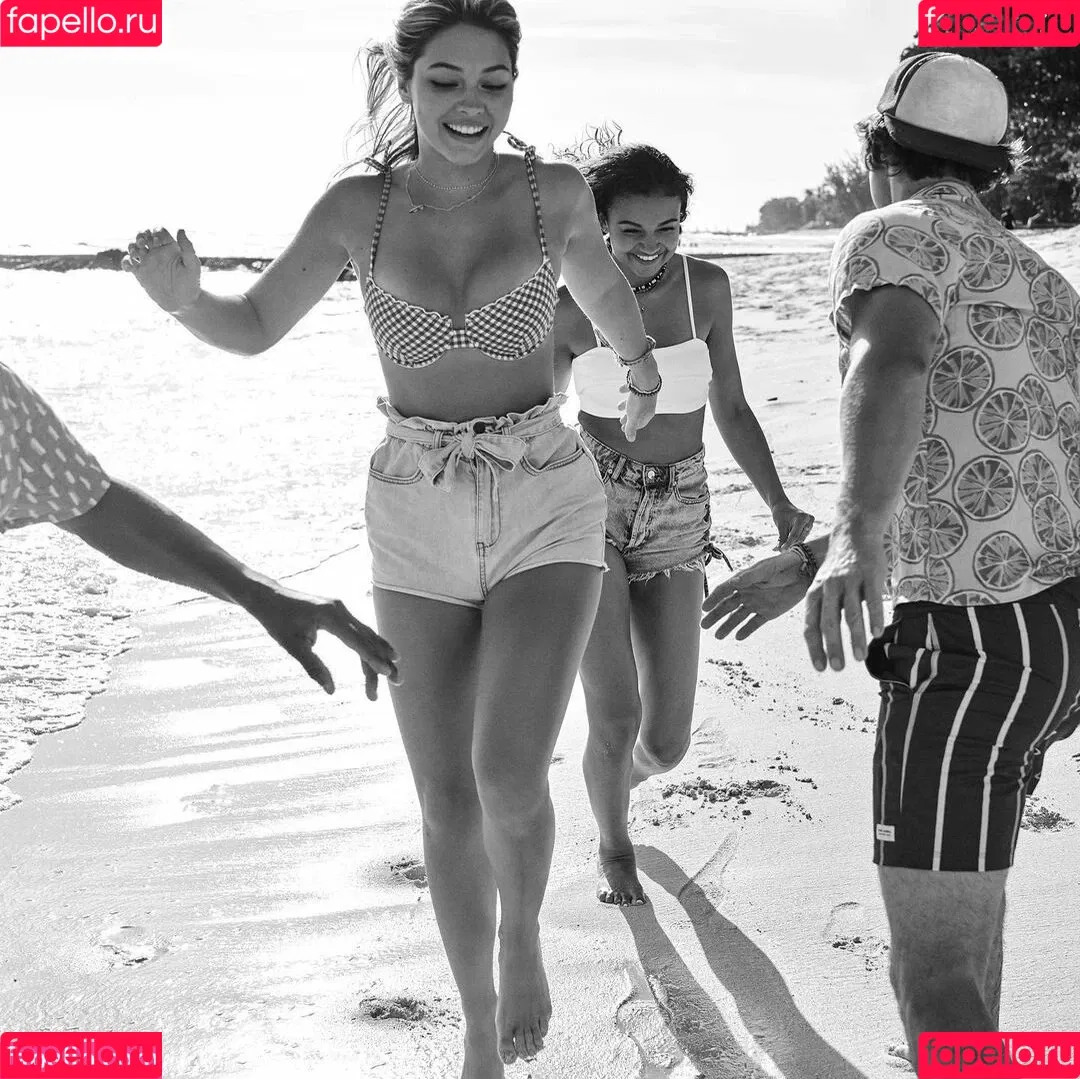 Madelyn Cline / madelyncline Onlyfans Photo Gallery 