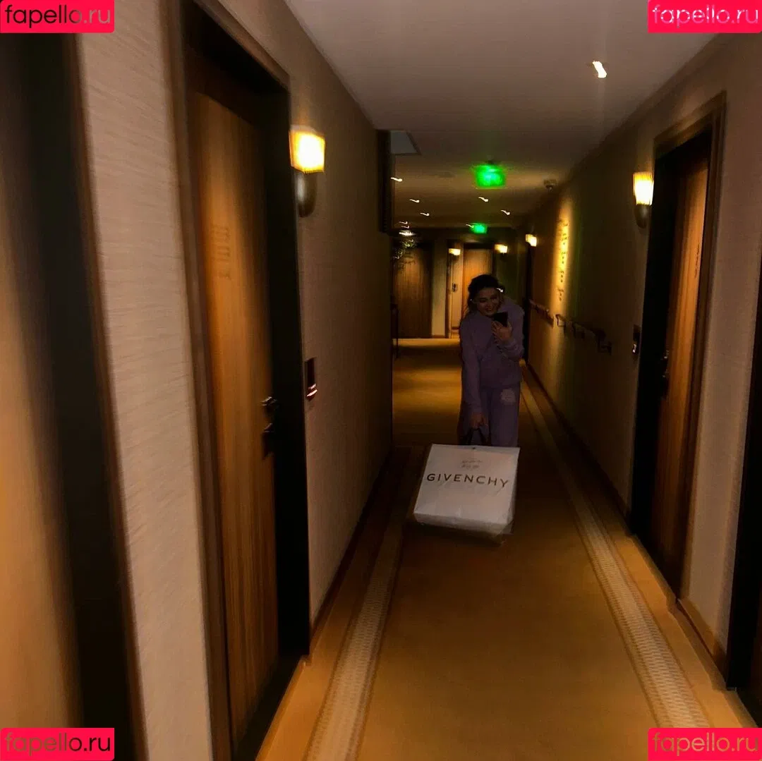 Madelyn Cline / madelyncline Onlyfans Photo Gallery 