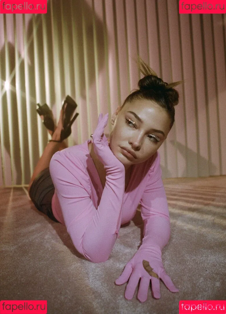 Madelyn Cline / madelyncline Onlyfans Photo Gallery 