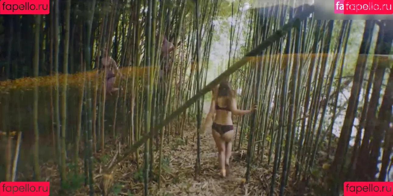 Madelyn Cline / madelyncline Onlyfans Photo Gallery 