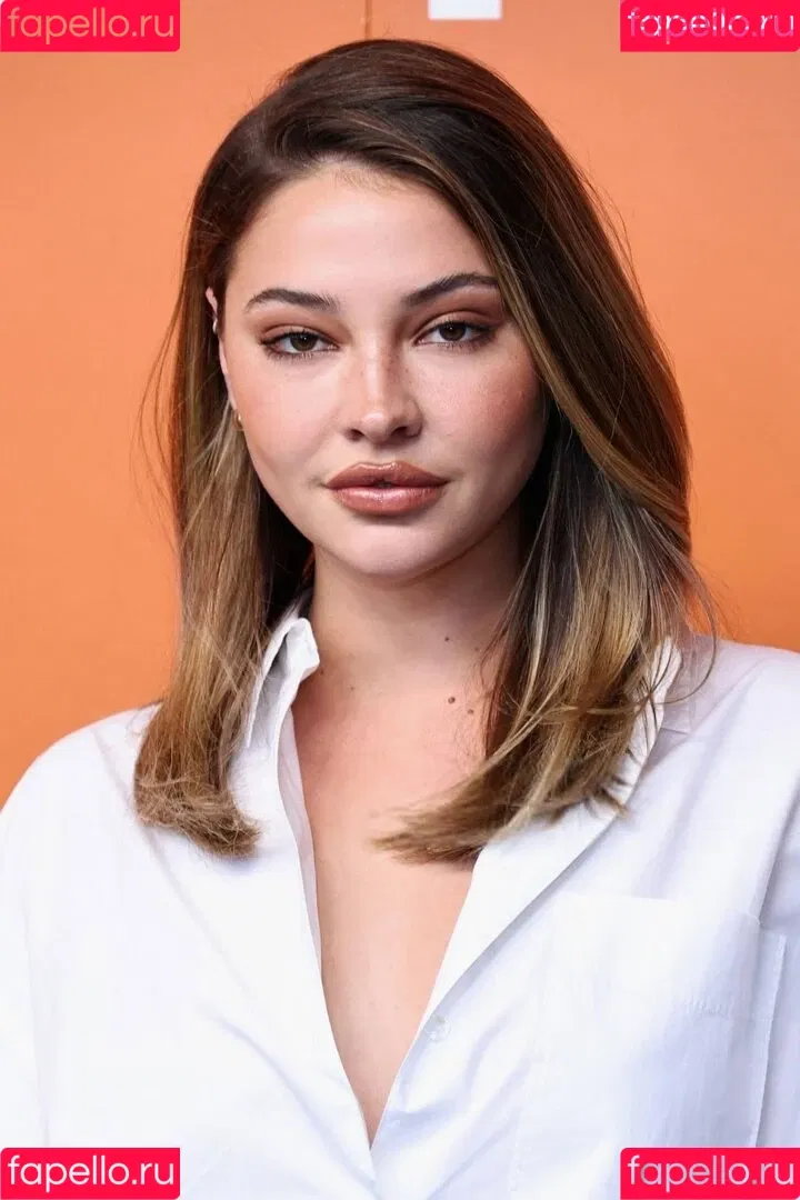 Madelyn Cline / madelyncline Onlyfans Photo Gallery 