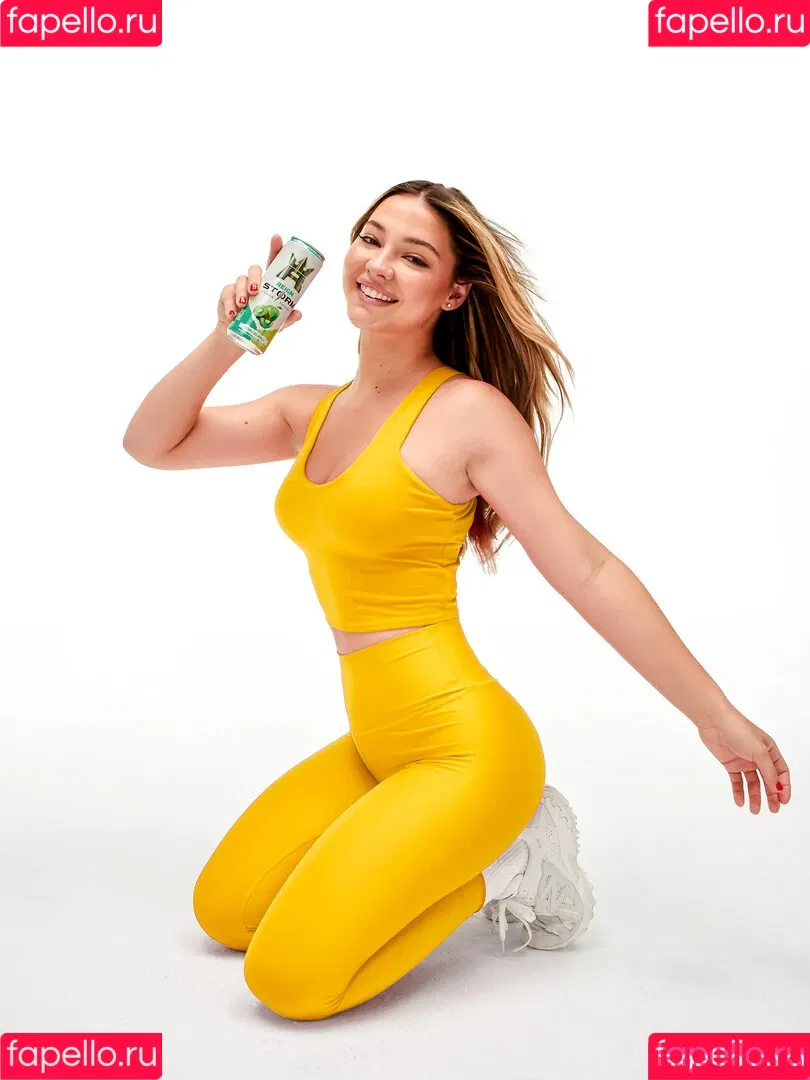 Madelyn Cline / madelyncline Onlyfans Photo Gallery 