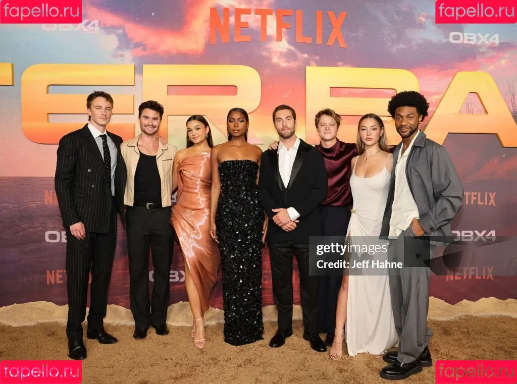 Madelyn Cline / madelyncline Onlyfans Photo Gallery 