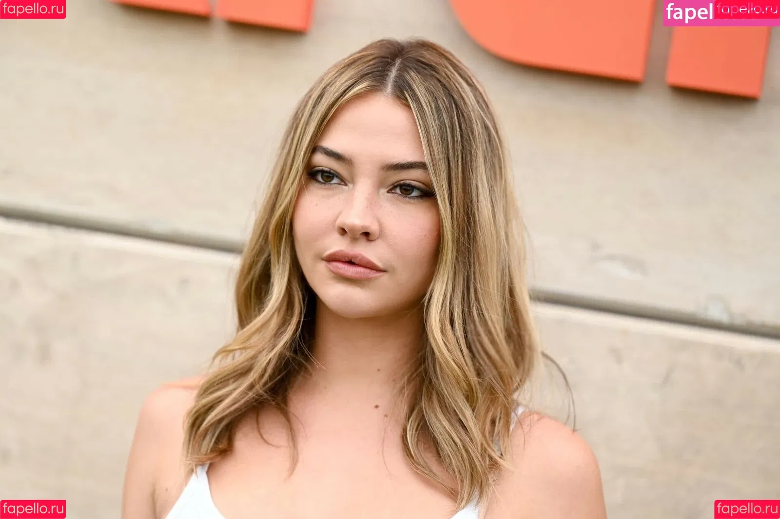 Madelyn Cline / madelyncline Onlyfans Photo Gallery 