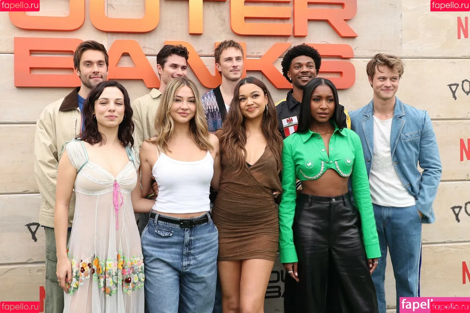 Madelyn Cline / madelyncline Onlyfans Photo Gallery 