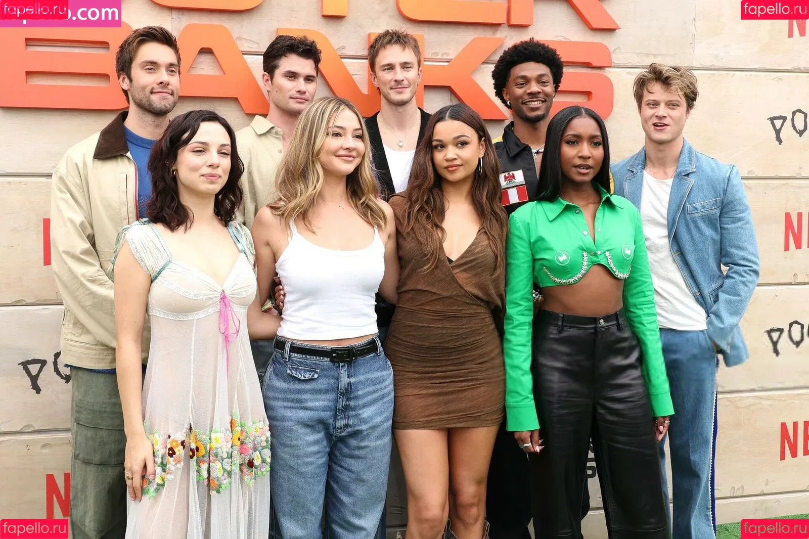 Madelyn Cline / madelyncline Onlyfans Photo Gallery 