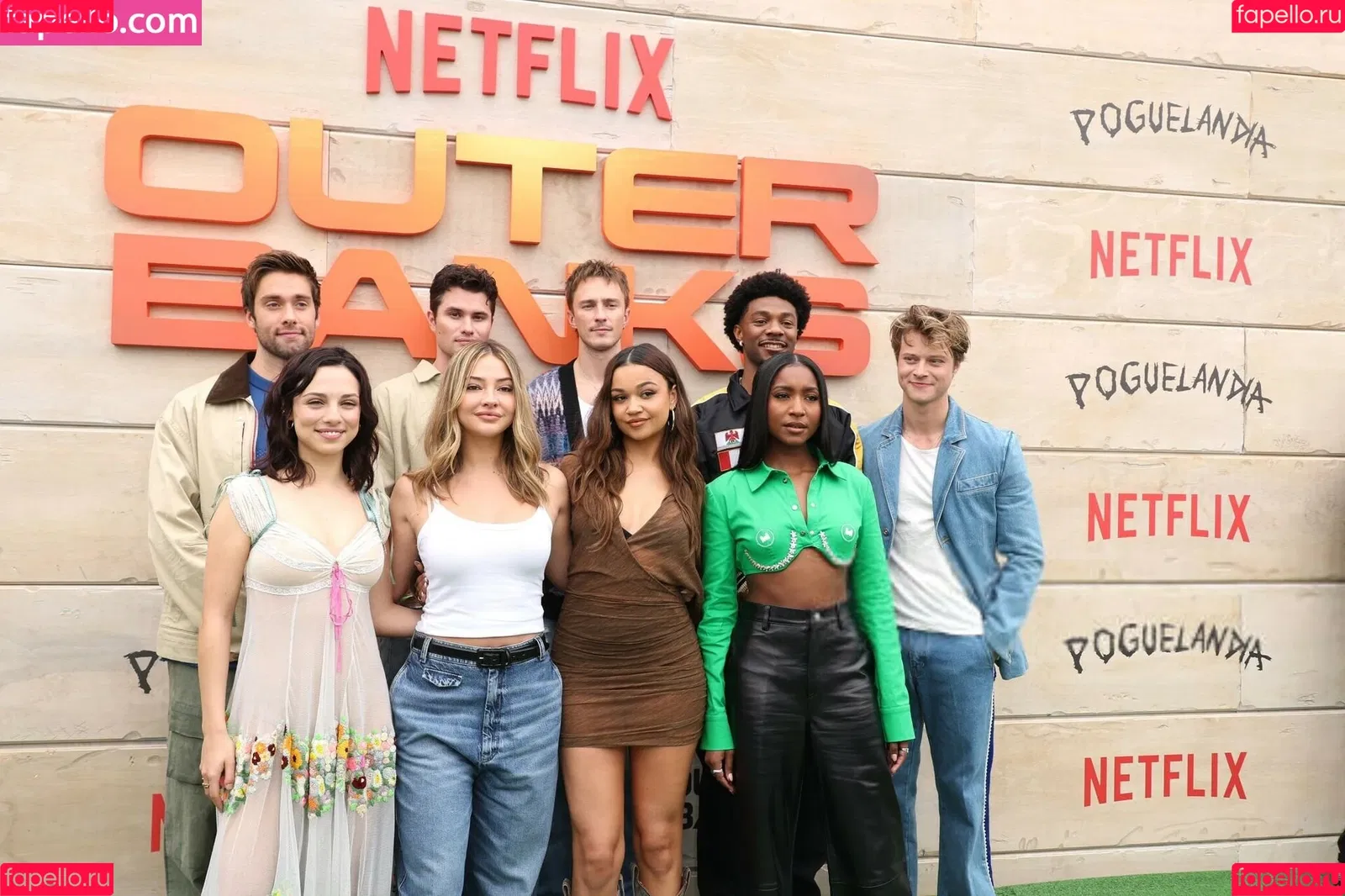 Madelyn Cline / madelyncline Onlyfans Photo Gallery 