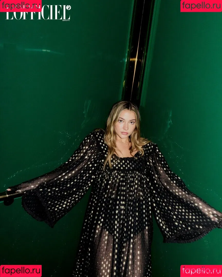 Madelyn Cline / madelyncline Onlyfans Photo Gallery 